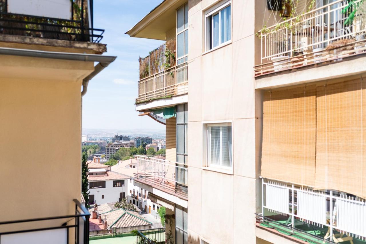 Elegante Y Centrico Alojamiento En Granada Apartment Exterior foto