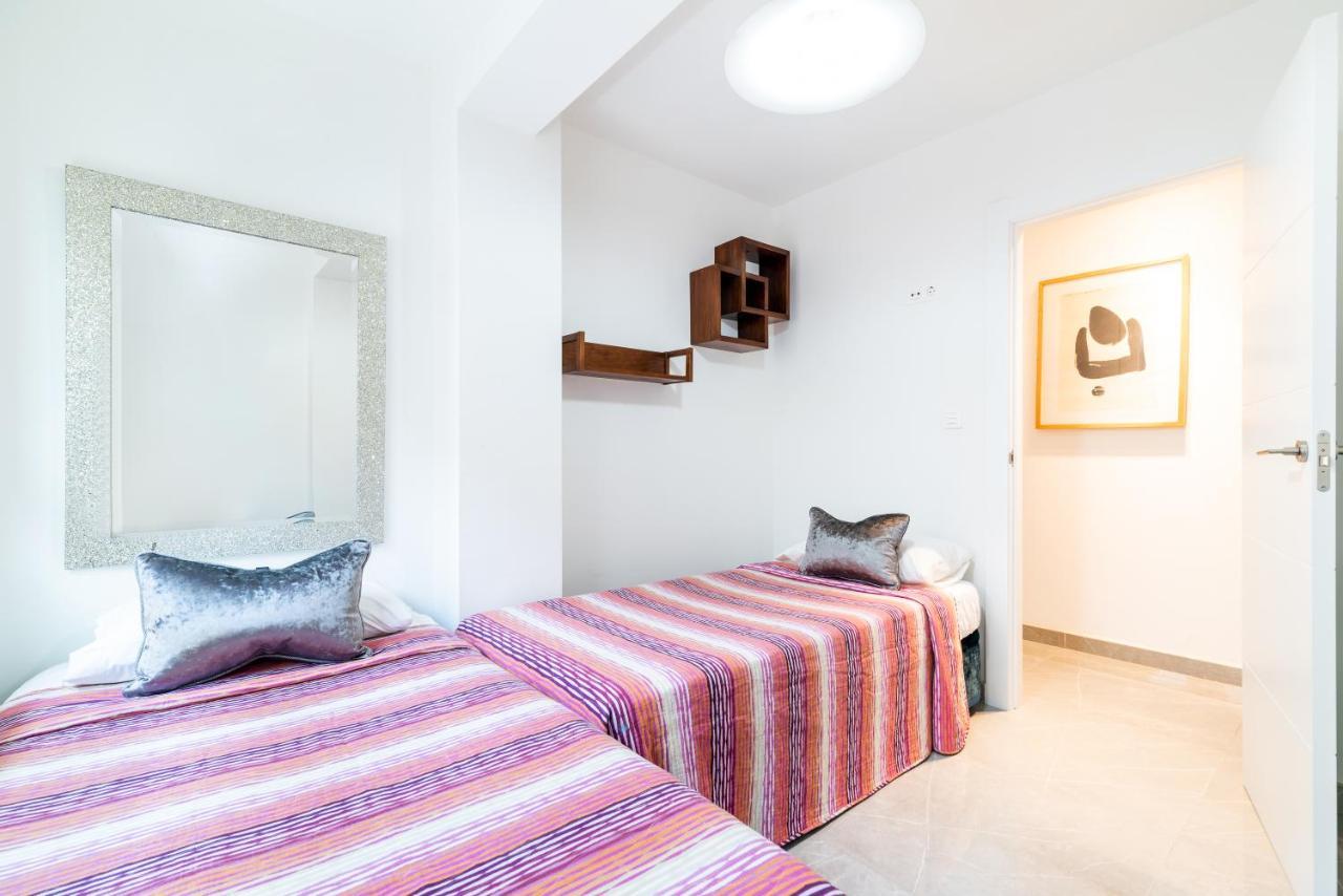Elegante Y Centrico Alojamiento En Granada Apartment Exterior foto